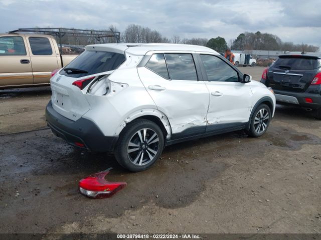 Photo 3 VIN: 3N1CP5CV9LL566701 - NISSAN KICKS 