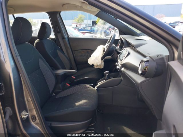 Photo 4 VIN: 3N1CP5CV9LL572627 - NISSAN KICKS 