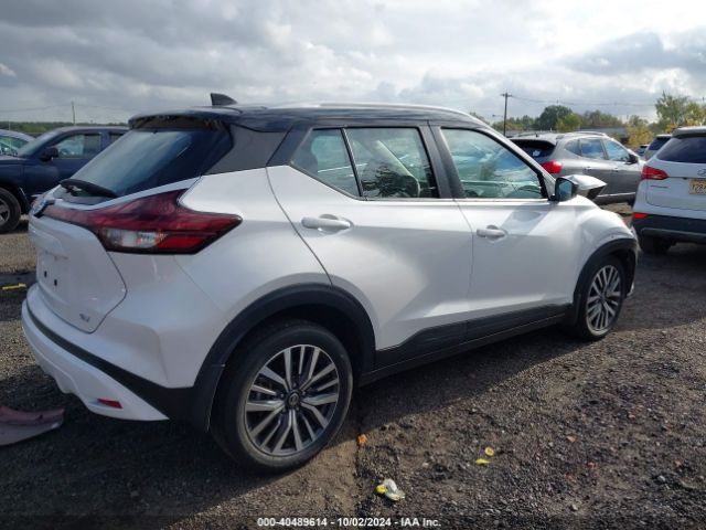 Photo 3 VIN: 3N1CP5CV9ML553030 - NISSAN KICKS 