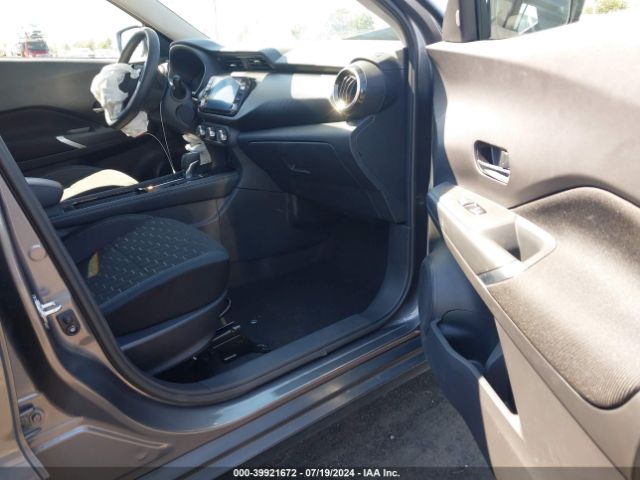 Photo 4 VIN: 3N1CP5CV9PL573282 - NISSAN KICKS 