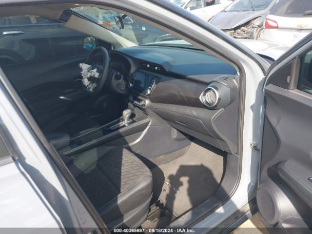 Photo 4 VIN: 3N1CP5CVXML499981 - NISSAN KICKS 