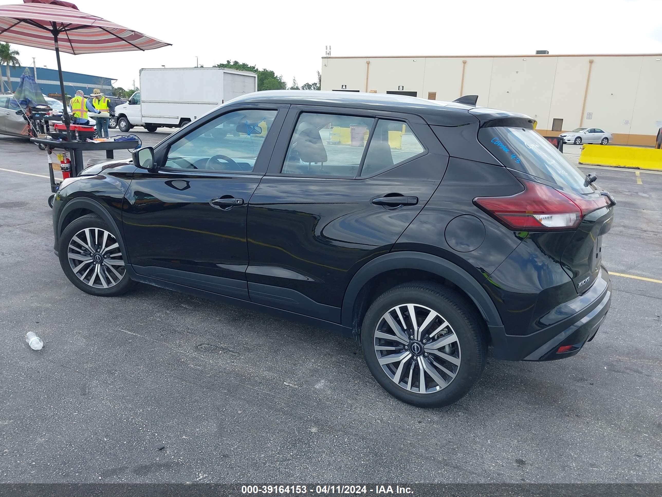 Photo 2 VIN: 3N1CP5CVXNL508891 - NISSAN KICKS 