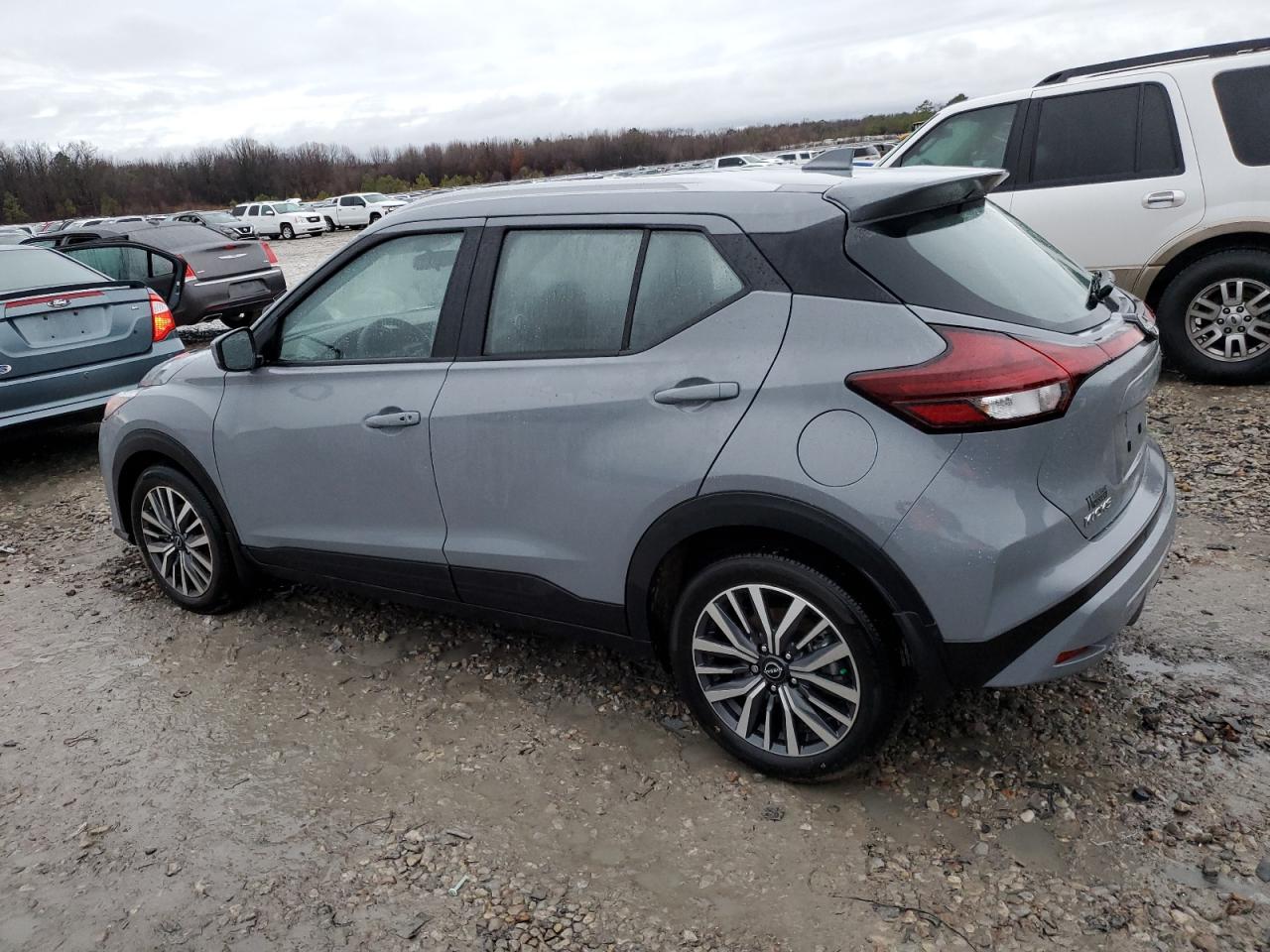 Photo 1 VIN: 3N1CP5CVXPL484059 - NISSAN KICKS 