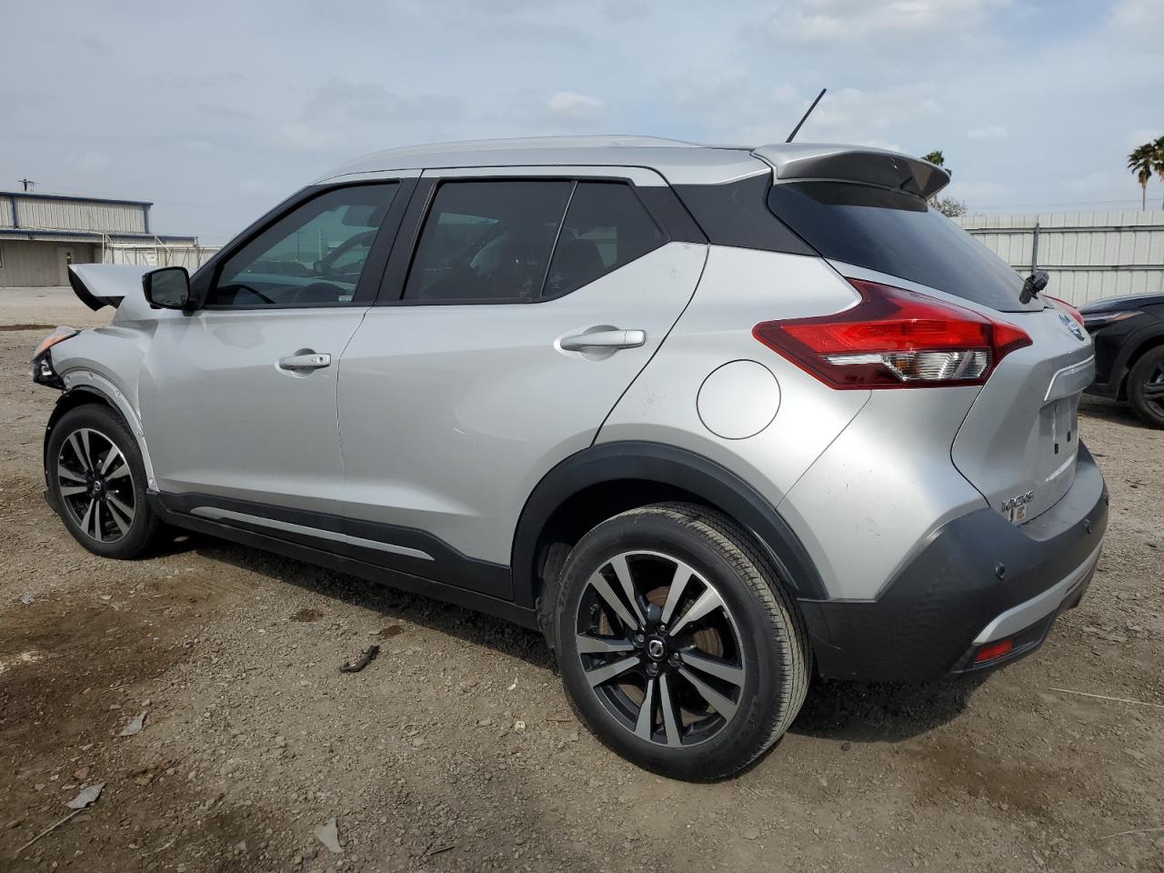 Photo 1 VIN: 3N1CP5DV0LL478585 - NISSAN KICKS 