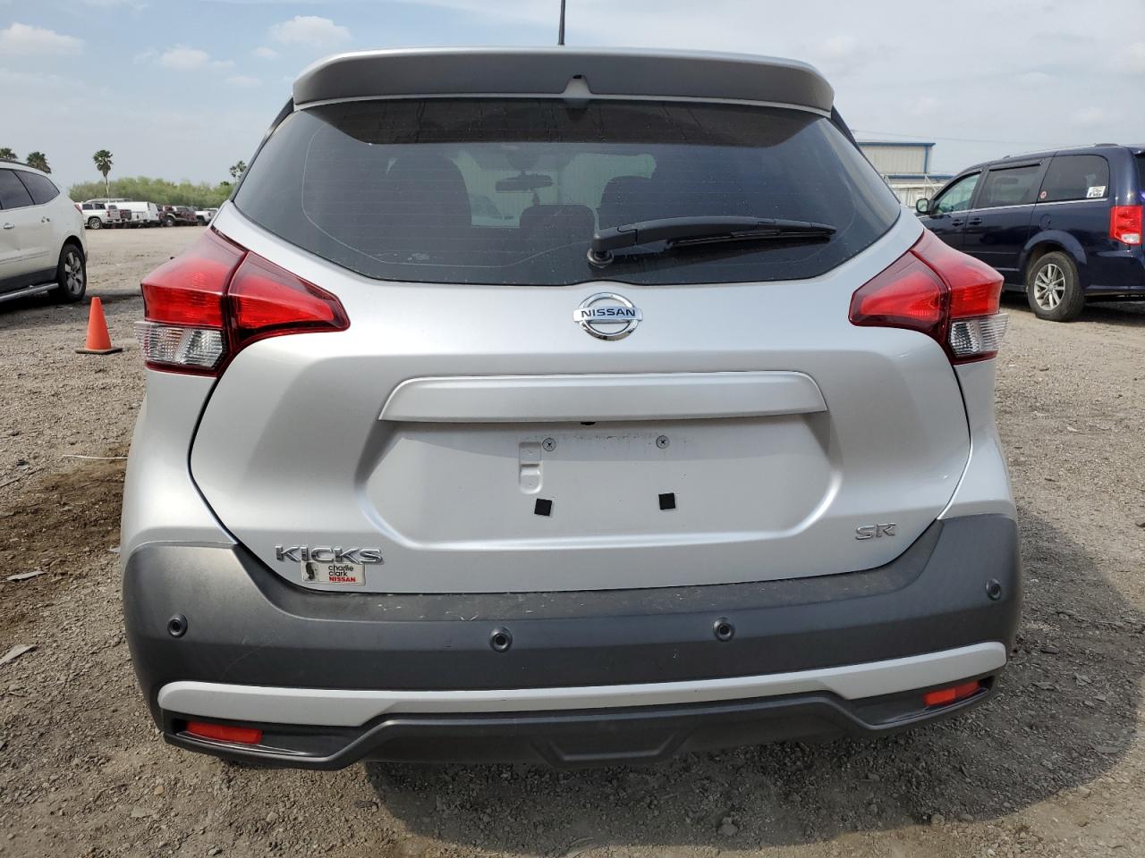 Photo 5 VIN: 3N1CP5DV0LL478585 - NISSAN KICKS 