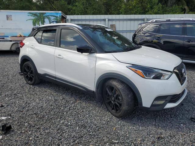 Photo 3 VIN: 3N1CP5DV0LL485035 - NISSAN KICKS SR 