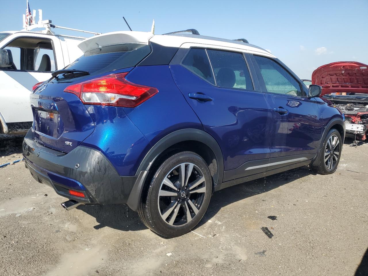 Photo 2 VIN: 3N1CP5DV0LL509866 - NISSAN KICKS 