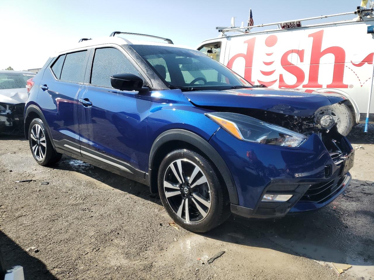 Photo 3 VIN: 3N1CP5DV0LL509866 - NISSAN KICKS 