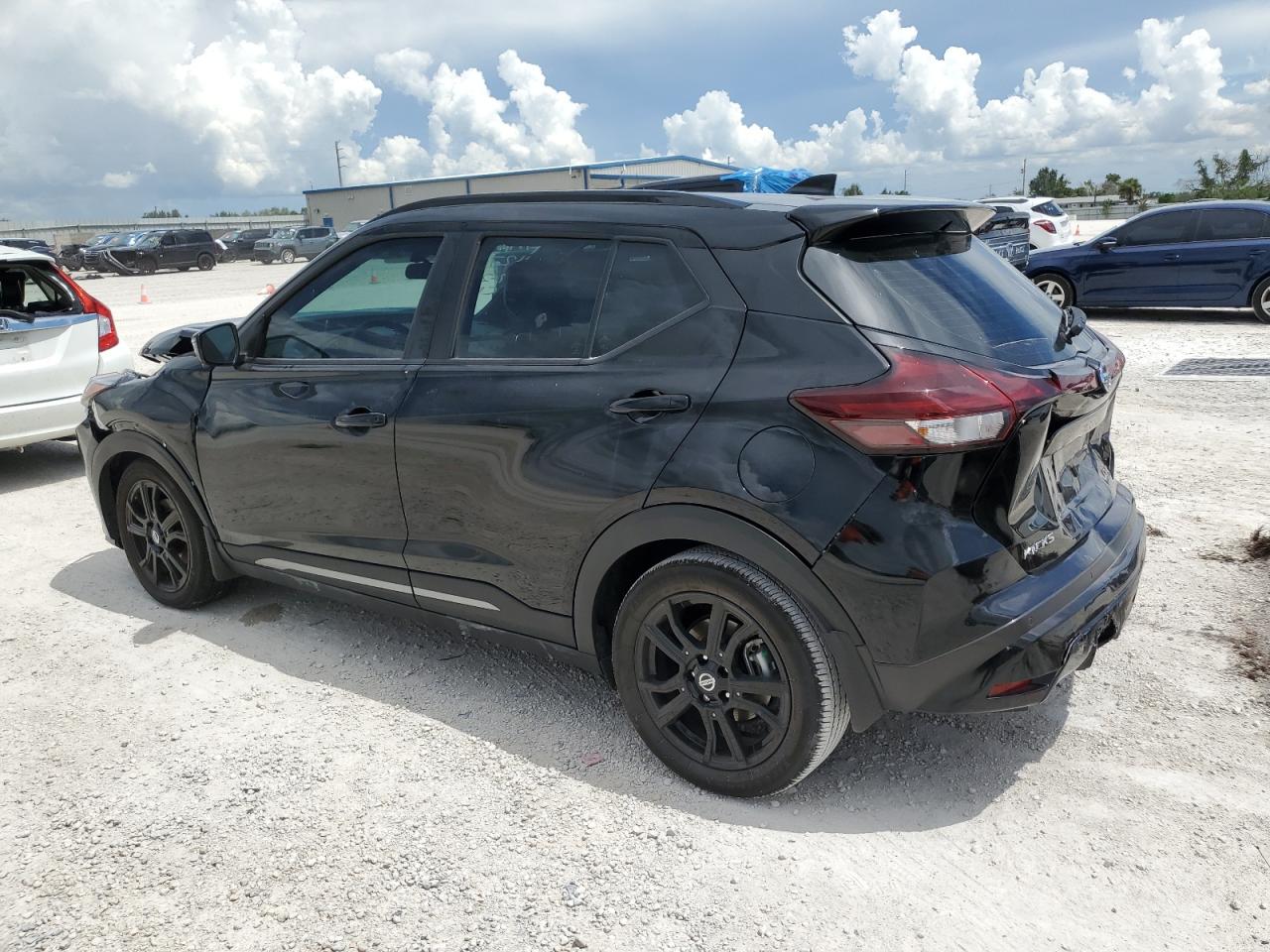 Photo 1 VIN: 3N1CP5DV0ML506659 - NISSAN KICKS 