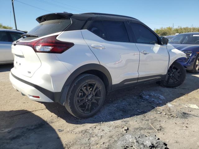 Photo 2 VIN: 3N1CP5DV0PL492489 - NISSAN KICKS SR 