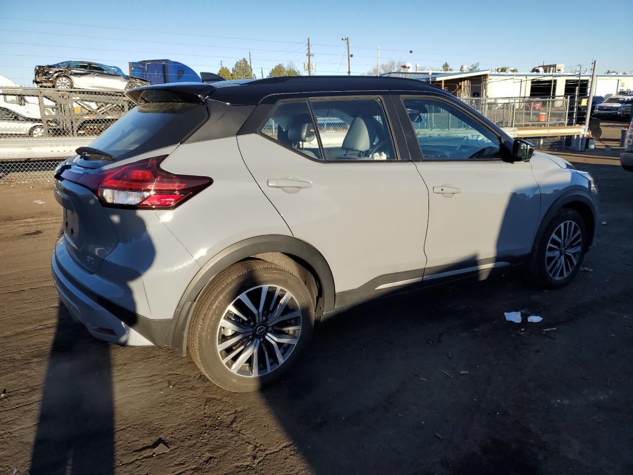 Photo 2 VIN: 3N1CP5DV0PL509288 - NISSAN KICKS 