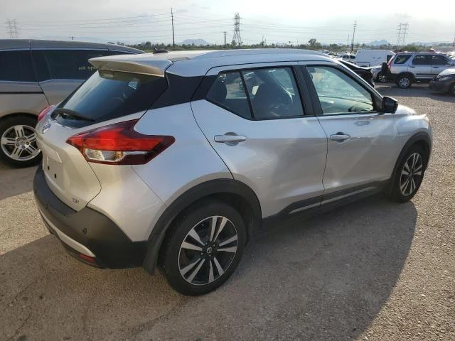 Photo 2 VIN: 3N1CP5DV1LL527342 - NISSAN KICKS SR 