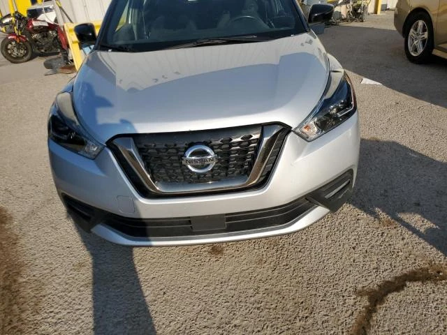 Photo 4 VIN: 3N1CP5DV1LL527342 - NISSAN KICKS SR 