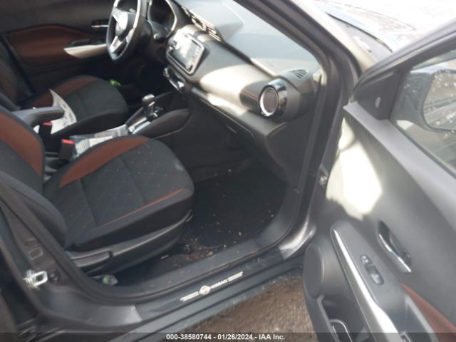 Photo 4 VIN: 3N1CP5DV1LL567176 - NISSAN KICKS 