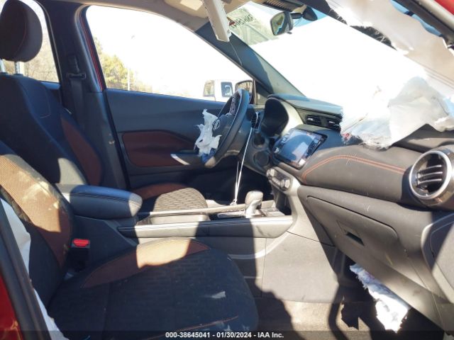 Photo 4 VIN: 3N1CP5DV1PL526195 - NISSAN KICKS 