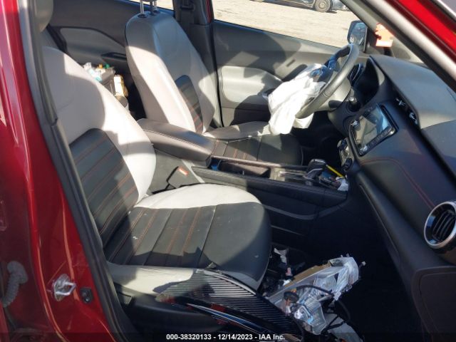 Photo 4 VIN: 3N1CP5DV2ML541896 - NISSAN KICKS 