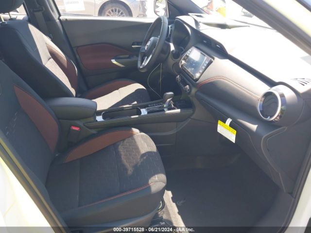 Photo 4 VIN: 3N1CP5DV3RL528758 - NISSAN KICKS 