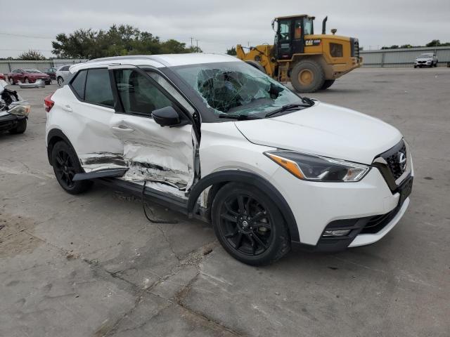 Photo 3 VIN: 3N1CP5DV4LL504489 - NISSAN KICKS SR 