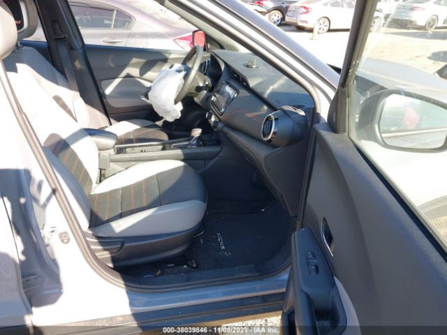 Photo 4 VIN: 3N1CP5DV4ML551412 - NISSAN KICKS 