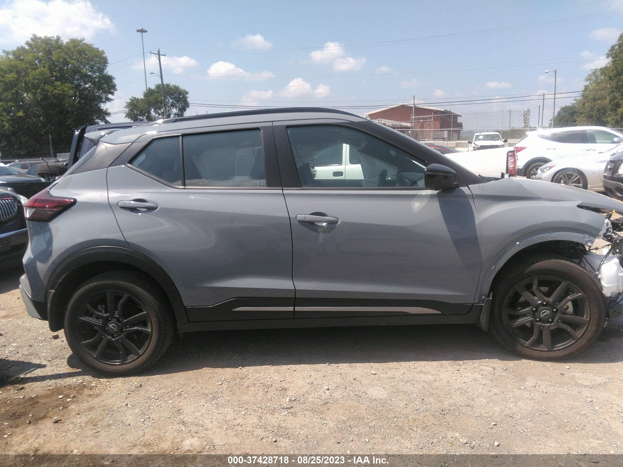 Photo 12 VIN: 3N1CP5DV4NL529539 - NISSAN KICKS 