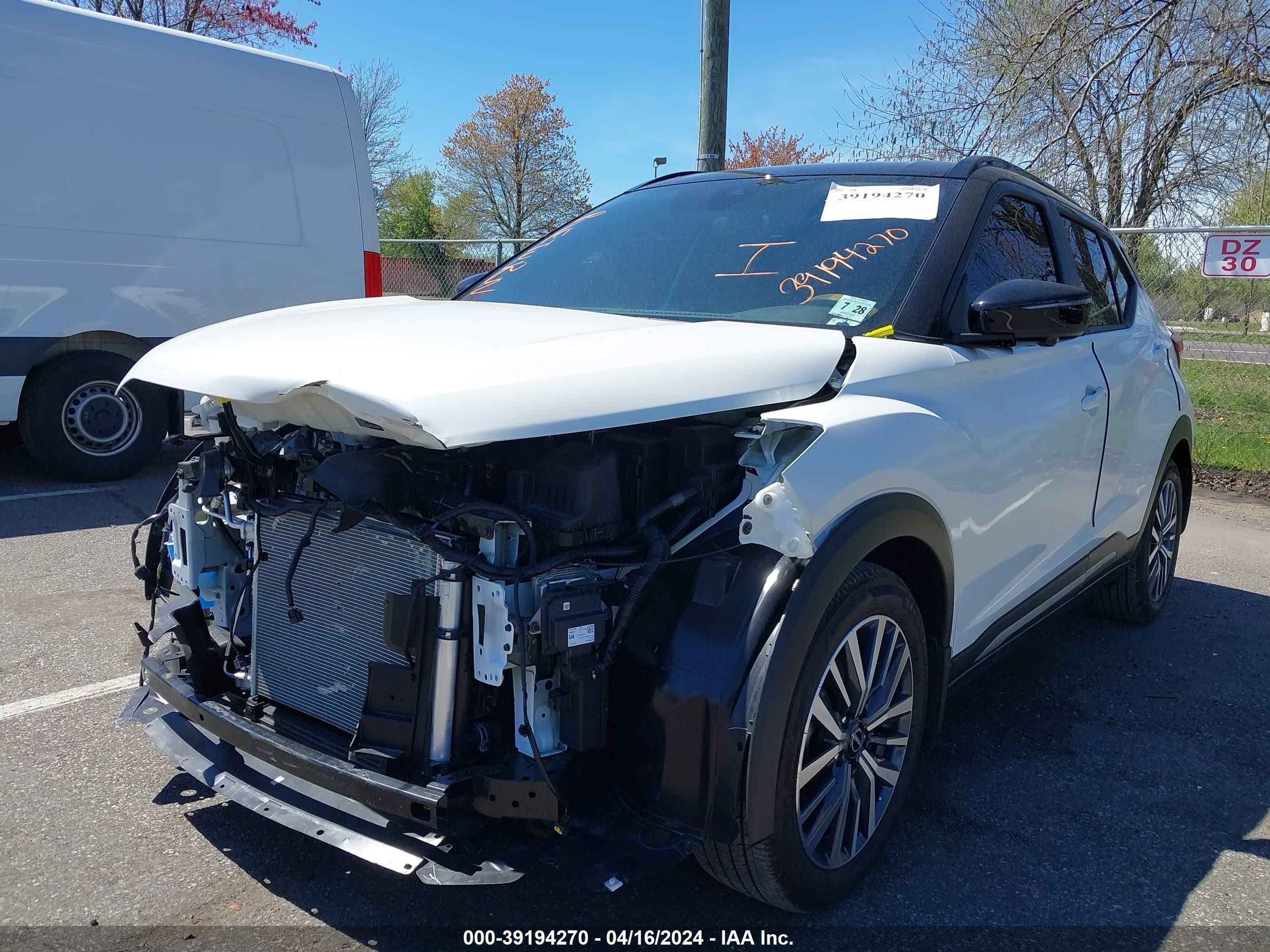 Photo 1 VIN: 3N1CP5DV4PL549759 - NISSAN KICKS 