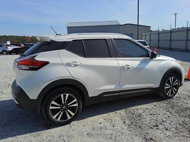 Photo 2 VIN: 3N1CP5DV5LL525738 - NISSAN KICKS SR 