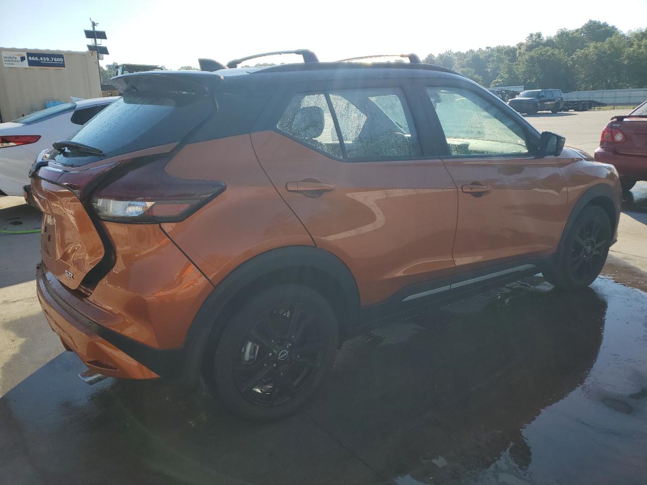 Photo 2 VIN: 3N1CP5DV5PL531593 - NISSAN KICKS 