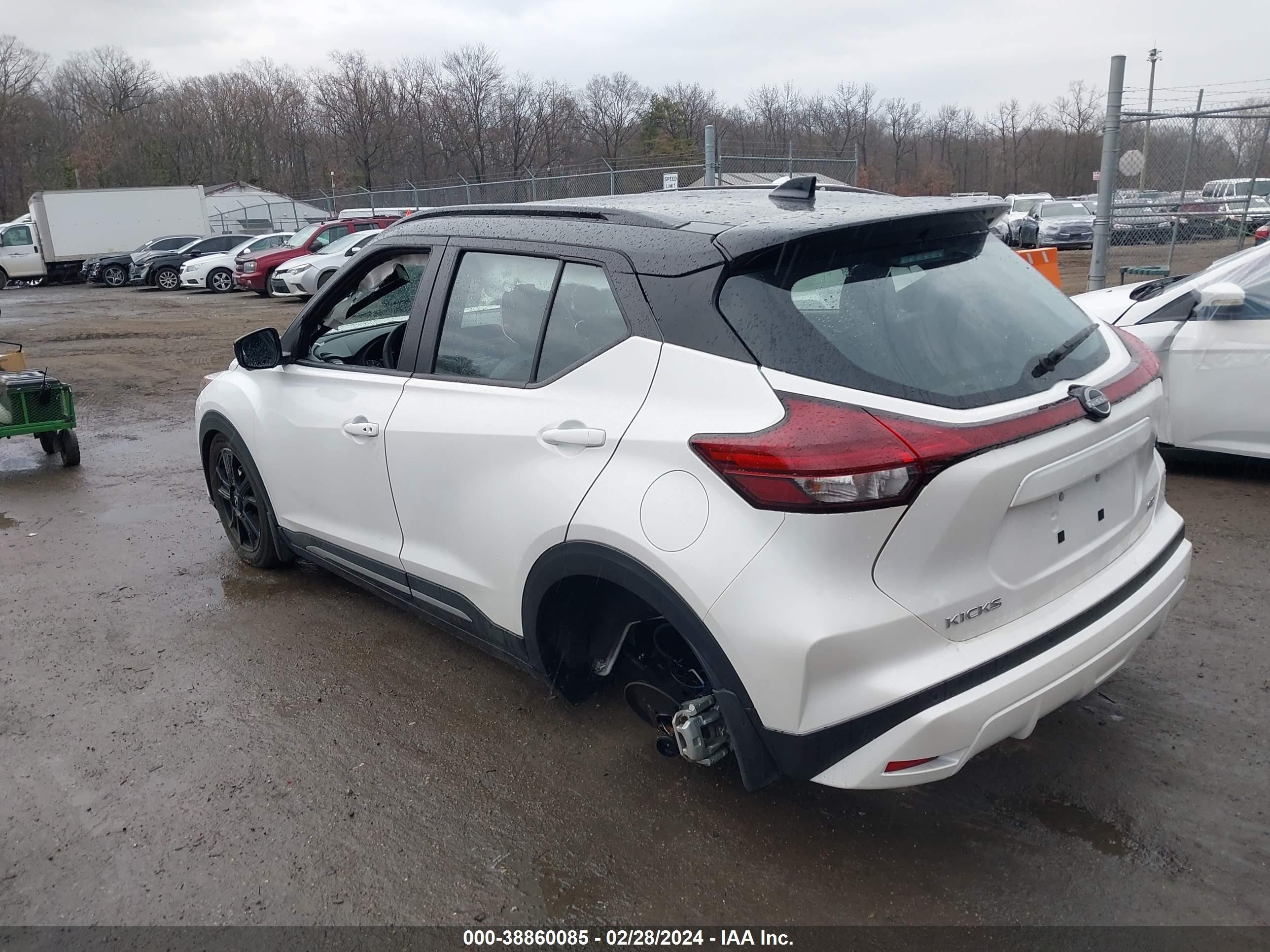 Photo 2 VIN: 3N1CP5DV5PL538589 - NISSAN KICKS 