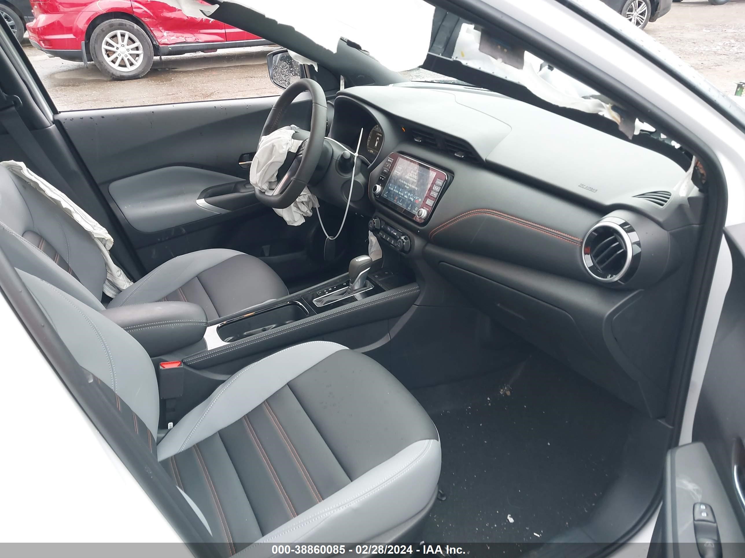 Photo 4 VIN: 3N1CP5DV5PL538589 - NISSAN KICKS 