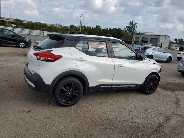 Photo 2 VIN: 3N1CP5DV6LL485041 - NISSAN KICKS SR 