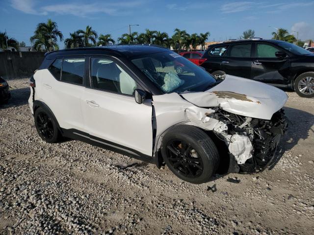 Photo 3 VIN: 3N1CP5DV6PL504726 - NISSAN KICKS SR 