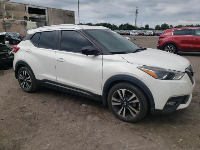 Photo 3 VIN: 3N1CP5DV7LL553203 - NISSAN KICKS SR 