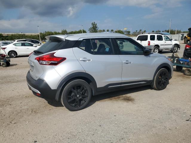 Photo 2 VIN: 3N1CP5DV8LL574724 - NISSAN KICKS SR 