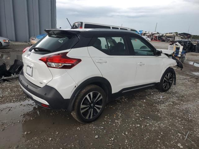 Photo 2 VIN: 3N1CP5DV9LL508618 - NISSAN KICKS SR 