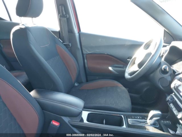 Photo 4 VIN: 3N1CP5DV9ML559148 - NISSAN KICKS 