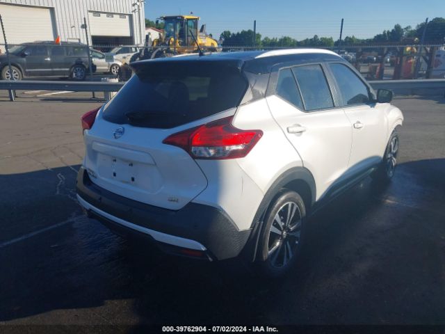 Photo 3 VIN: 3N1CP5DVXLL516274 - NISSAN KICKS 