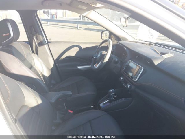 Photo 4 VIN: 3N1CP5DVXLL516274 - NISSAN KICKS 