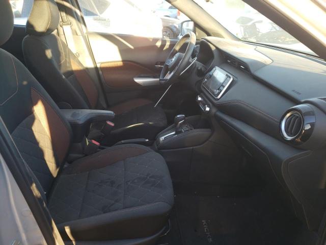 Photo 4 VIN: 3N1CP5DVXLL555947 - NISSAN KICKS SR 