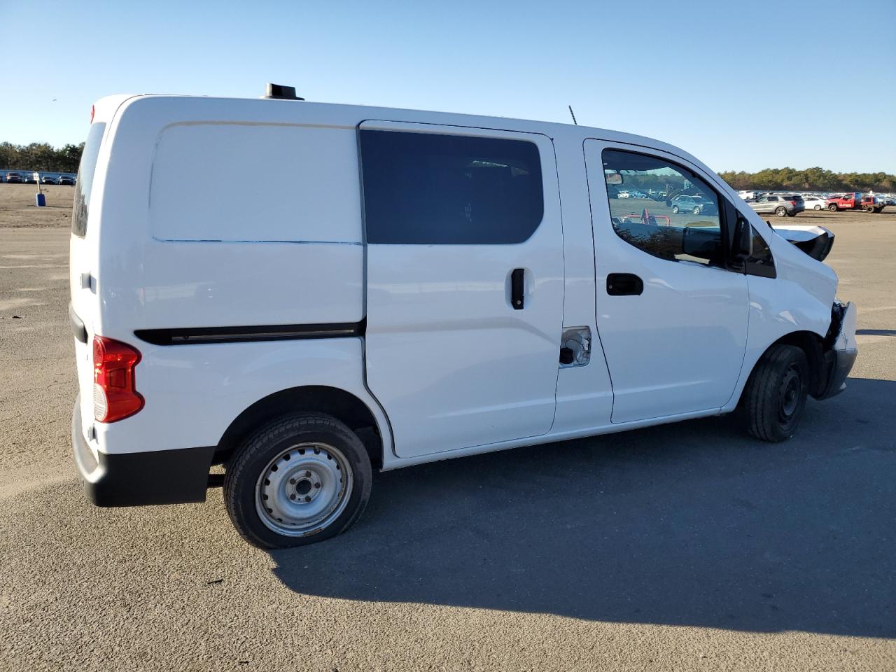 Photo 2 VIN: 3N63M0YN0FK703890 - CHEVROLET EXPRESS 