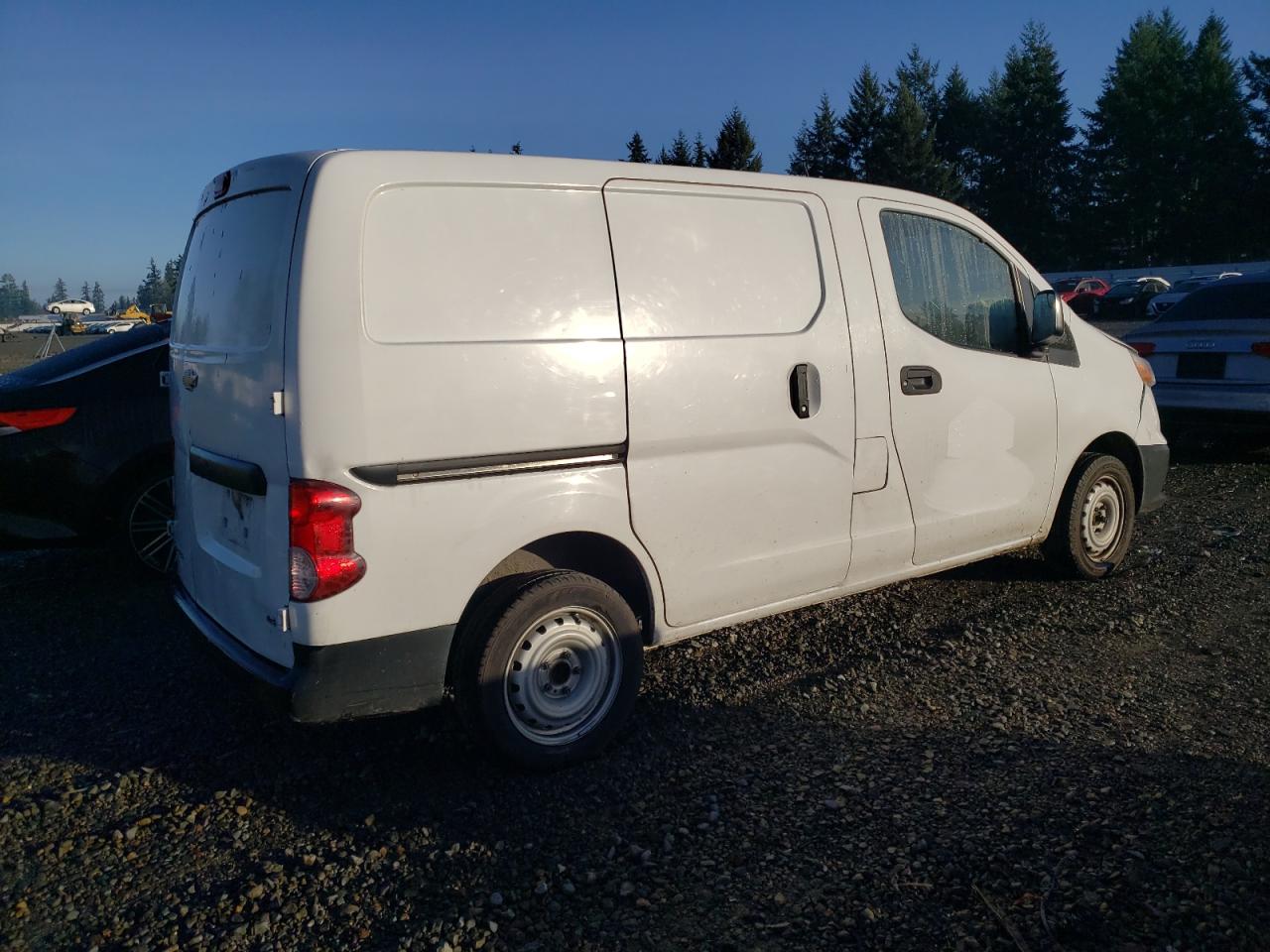 Photo 2 VIN: 3N63M0YN8HK703932 - CHEVROLET EXPRESS 