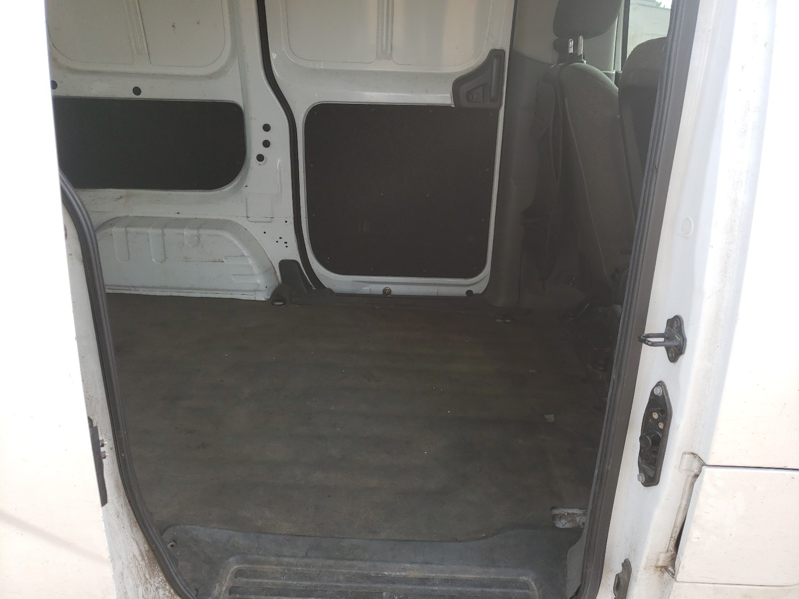 Photo 5 VIN: 3N6CM0KN0DK691231 - NISSAN NV 200 