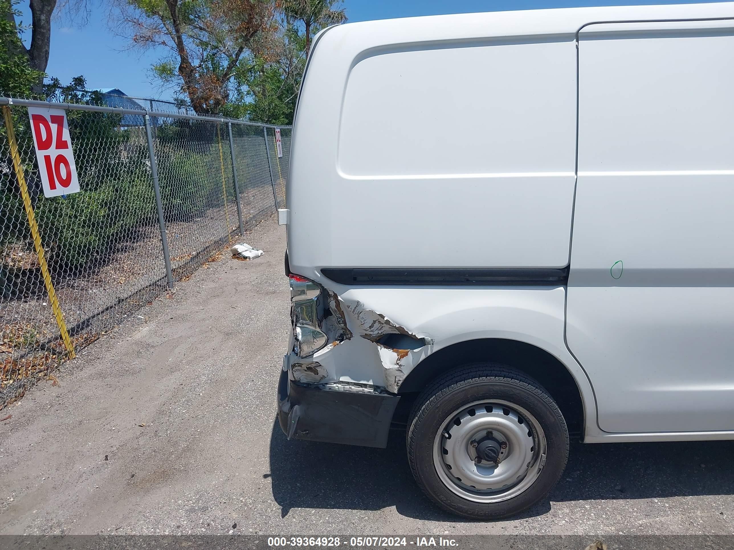 Photo 5 VIN: 3N6CM0KN0GK690892 - NISSAN NV200 