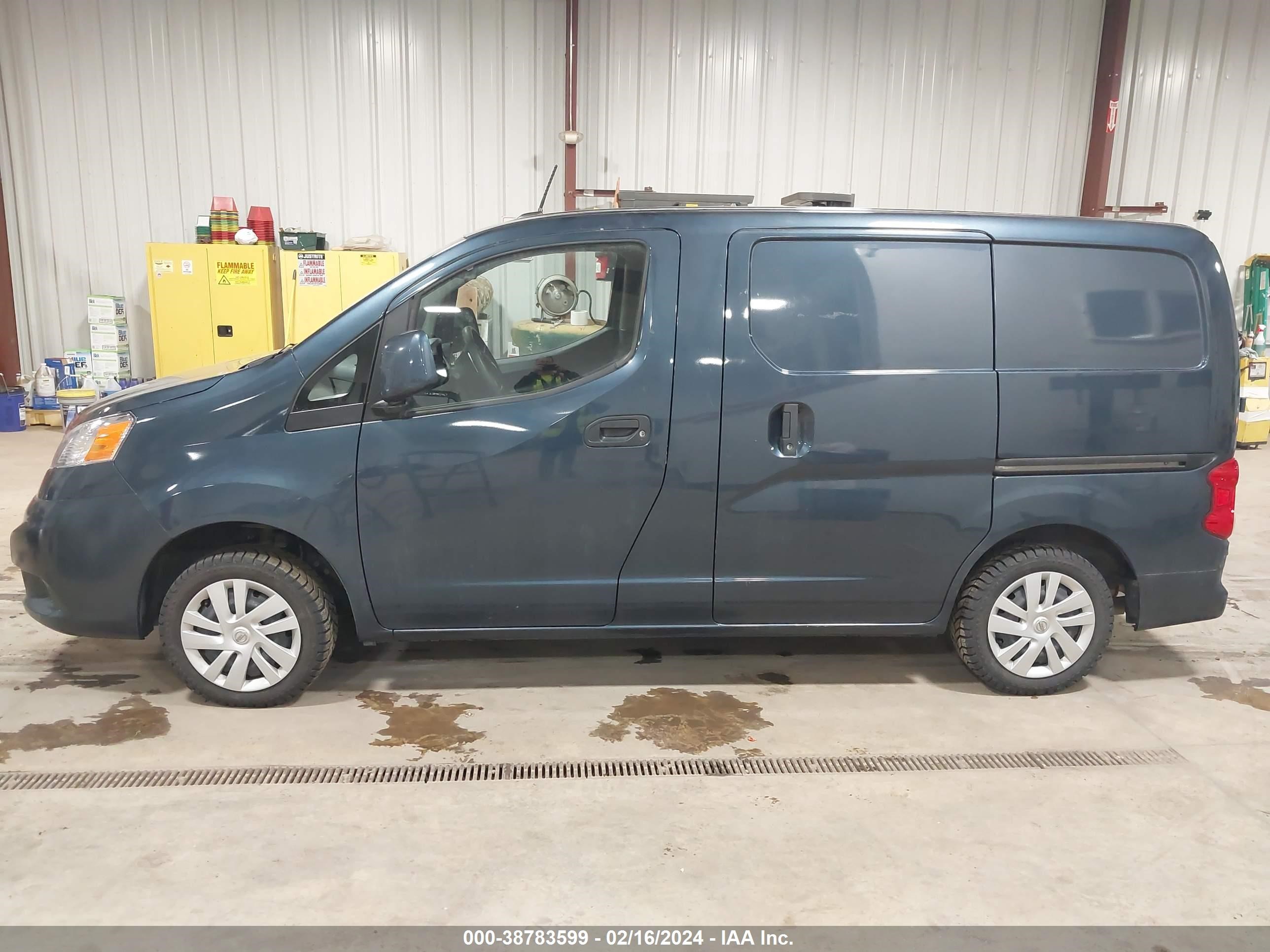 Photo 13 VIN: 3N6CM0KN0JK693427 - NISSAN NV200 