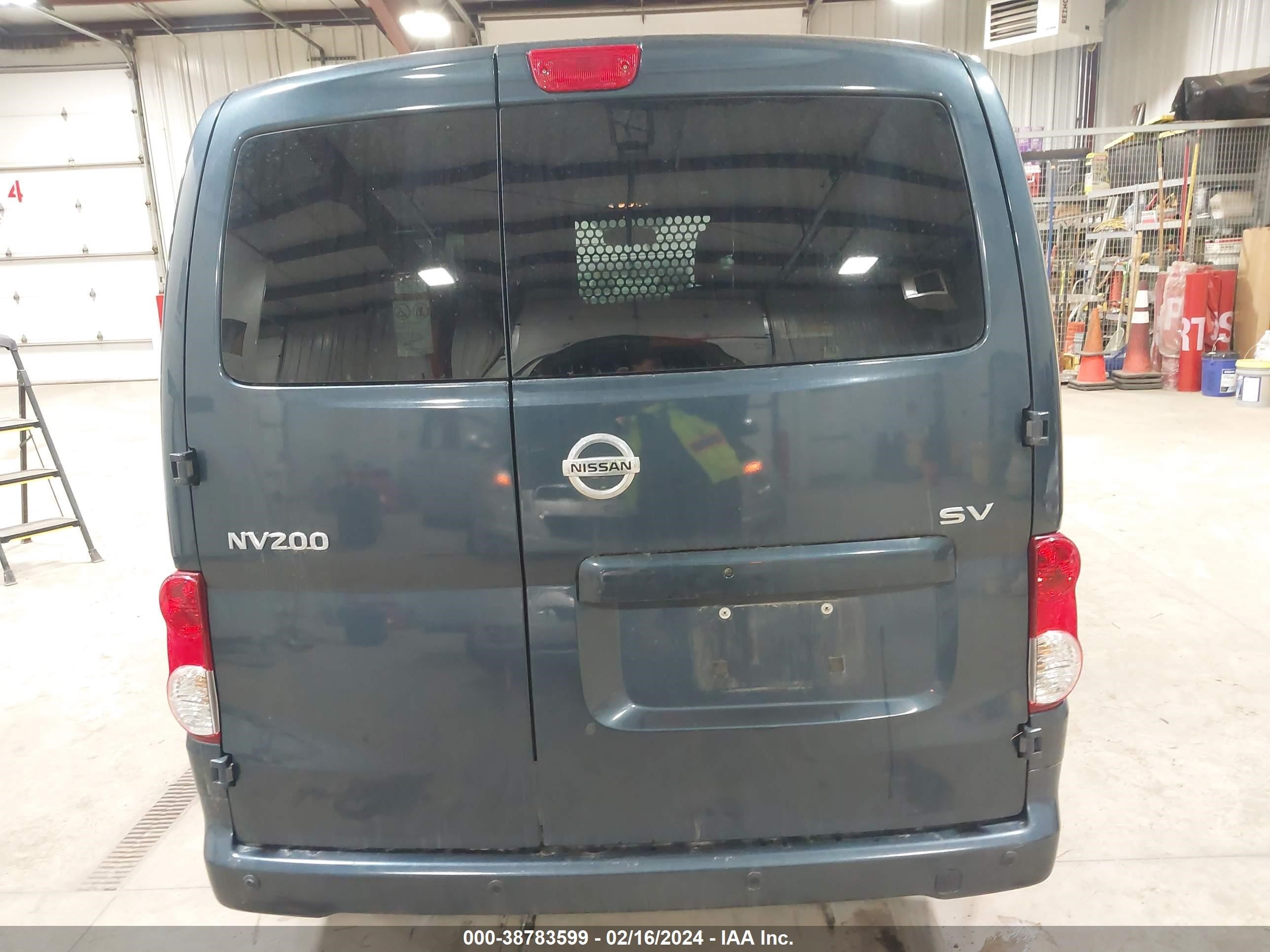 Photo 15 VIN: 3N6CM0KN0JK693427 - NISSAN NV200 