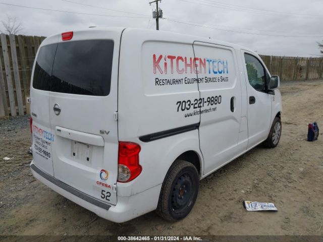 Photo 3 VIN: 3N6CM0KN0JK696599 - NISSAN NV200 