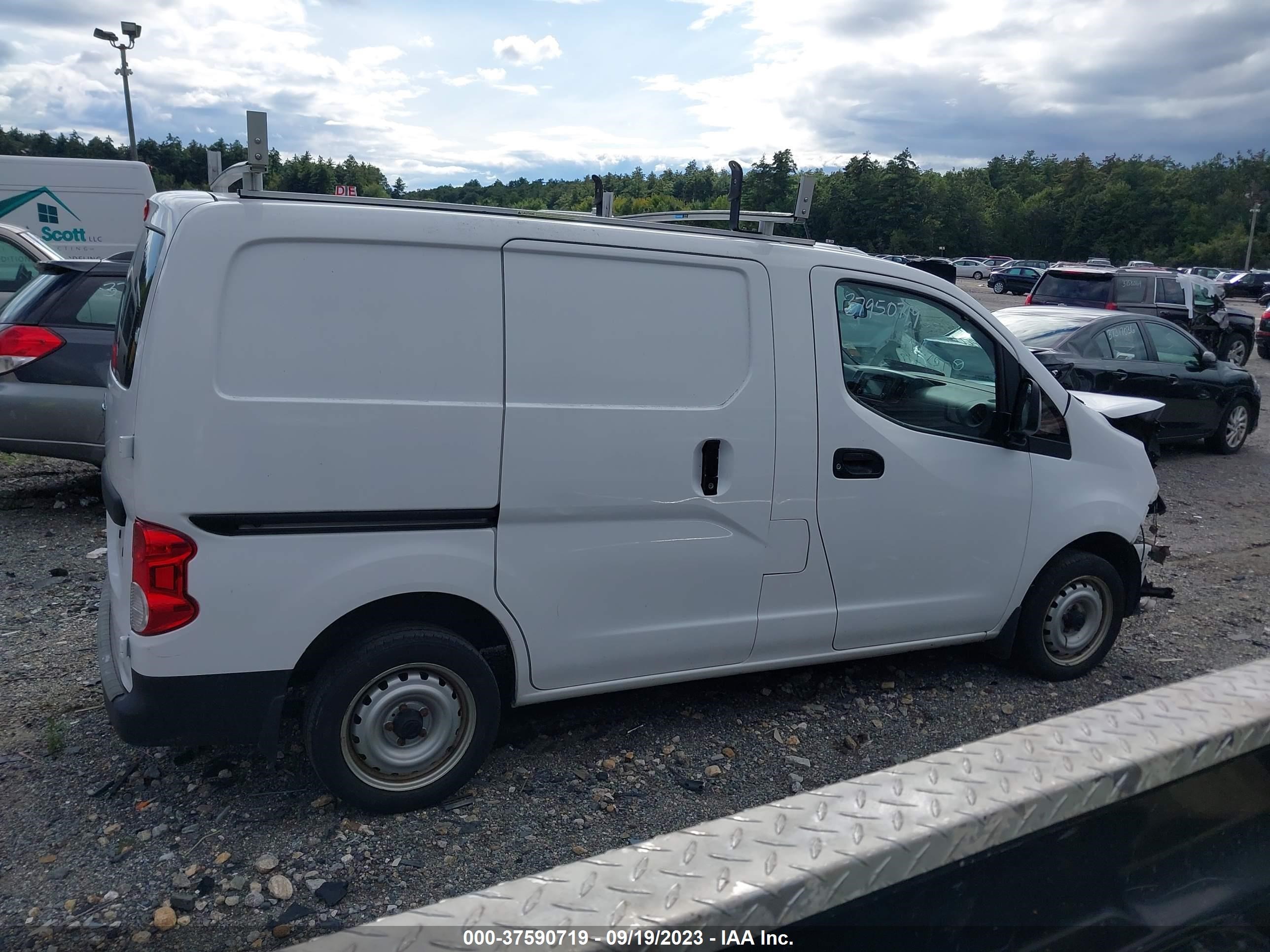 Photo 13 VIN: 3N6CM0KN0JK699843 - NISSAN NV200 