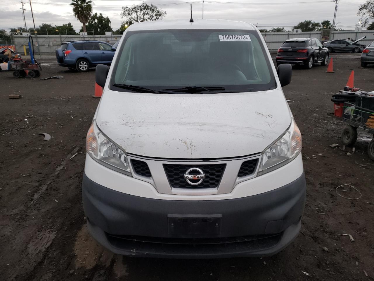 Photo 4 VIN: 3N6CM0KN0JK699860 - NISSAN NV 