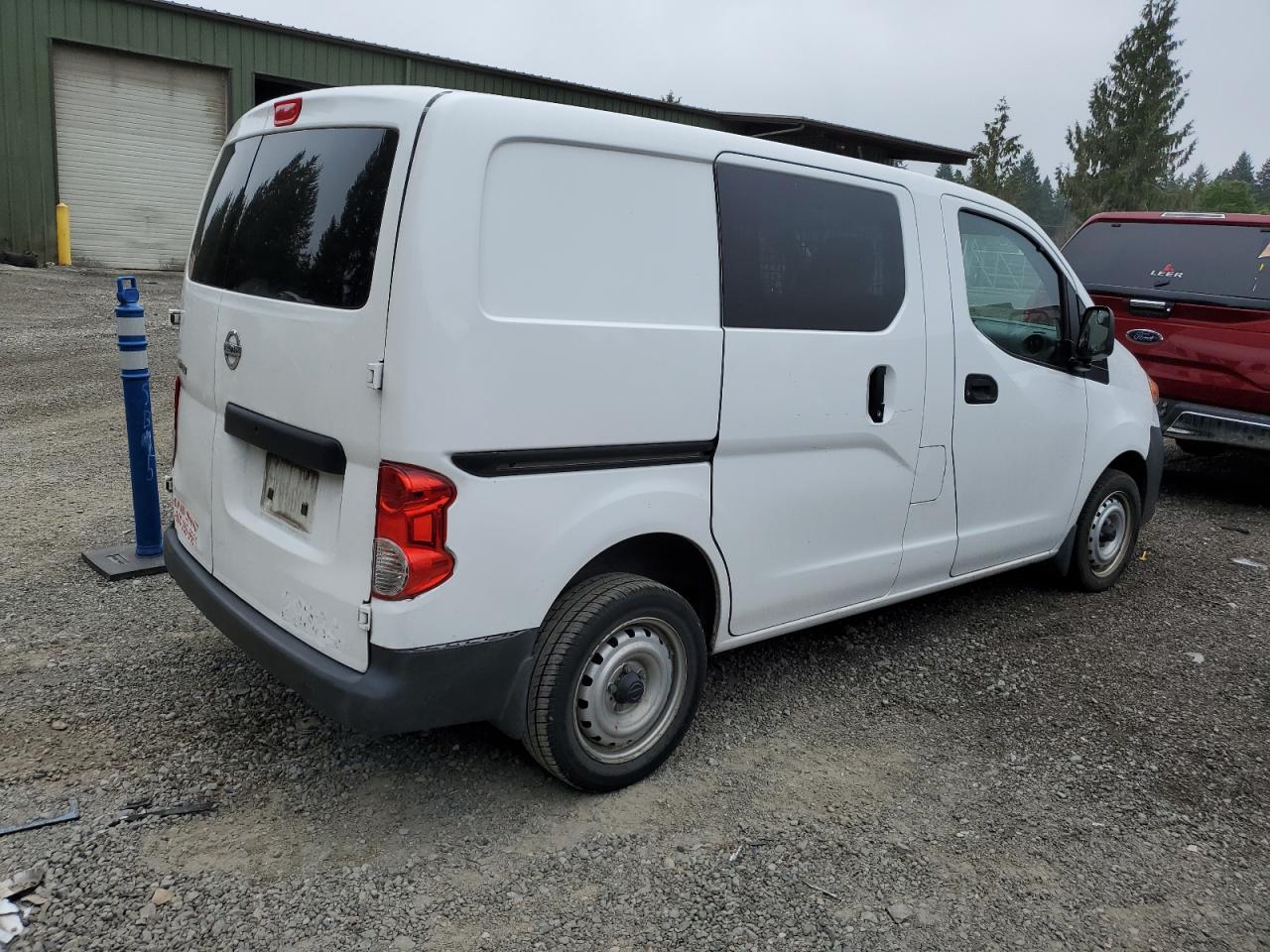 Photo 2 VIN: 3N6CM0KN0JK701705 - NISSAN NV 