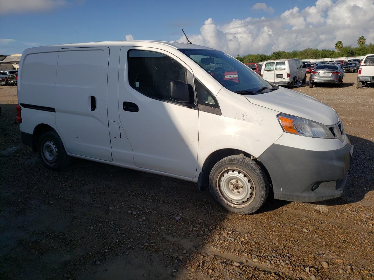 Photo 3 VIN: 3N6CM0KN0KK694904 - NISSAN NV 