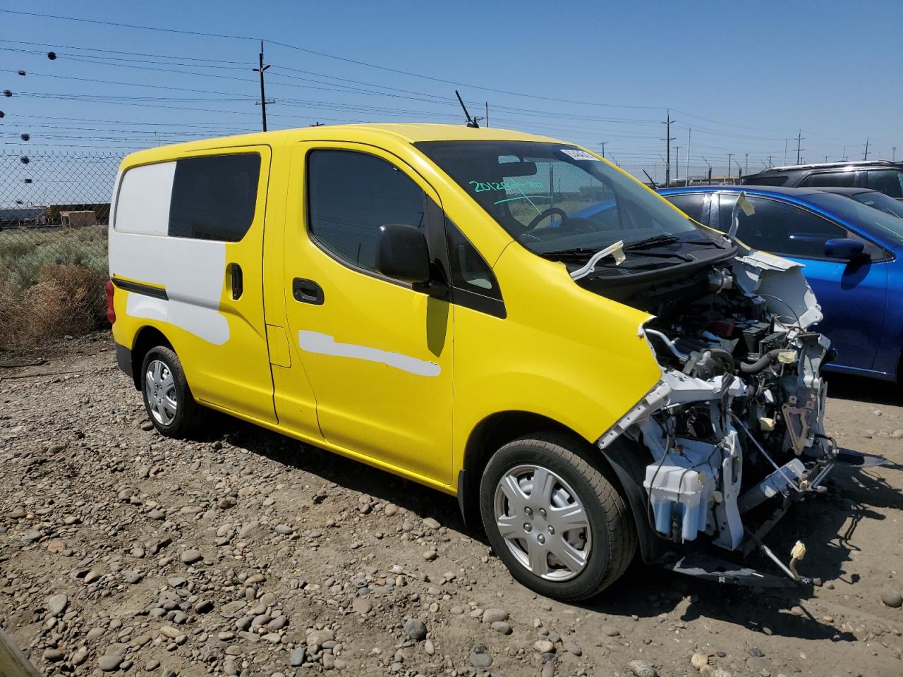 Photo 3 VIN: 3N6CM0KN0KK697740 - NISSAN NV 